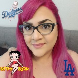 Meet your Posher, Candice